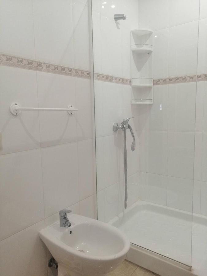 Habitacion Privada Centro Historico Sevilla Bagian luar foto